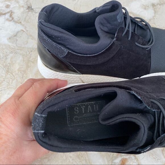 Stau European Slip On Training Sneakers - Picture 8 of 12